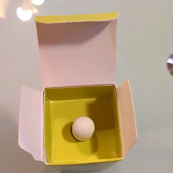 Good Molecules Discoloration Correcting Serum - Picture 6 of 6